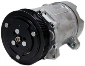 Klimakompressor VW Transporter T4 2.5 D (Leitungsanschluss mittig mit einer Schraube befestigt)